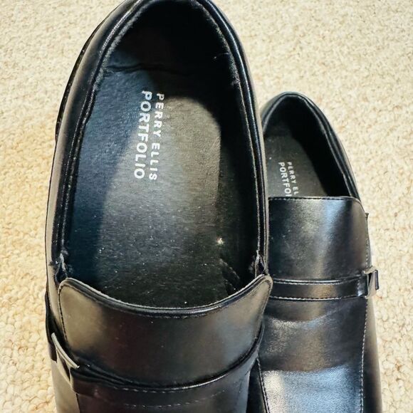 Perry Ellis Elegant Black Leather Loafers - Picture 6 of 10